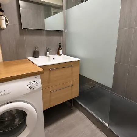 Wondernest Disneyland 14min Apartment