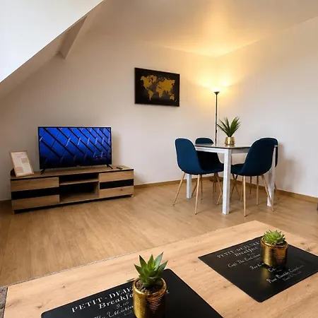Wondernest Disneyland 14min Apartment *